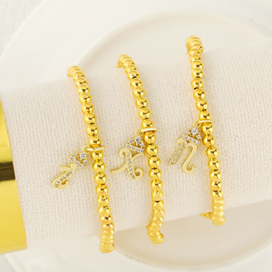 Cuenta redonda de moda 26 corona letra <span class=keywords><strong>minúscula</strong></span> pulsera <span class=keywords><strong>con</strong></span> chapado de cobre y joyería de circón <span class=keywords><strong>con</strong></span> microincrustaciones al por mayor - Product Image 1