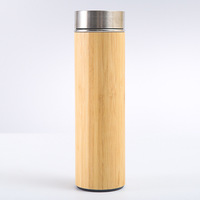 Bouteille isotherme en bambou avec infuseur à thé et filtre, tasse droite