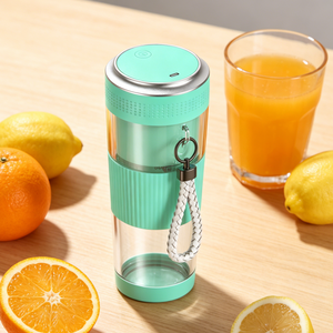 Vaso Mezclador Recargable de Fácil Operación con un Solo Toque, Ideal para Viajes y Campamentos al Aire Libre - Product Image 2
