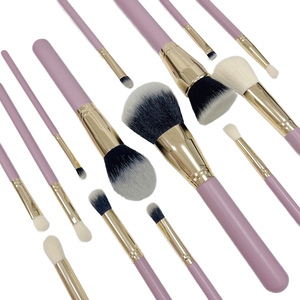 Juego de 9 <span class=keywords><strong>Brochas</strong></span> de <span class=keywords><strong>Maquillaje</strong></span> Veganas Sintéticas Suaves de Color Rosa Brillante con Soporte para Uso en Rostro, Brillo Labial y Delineador de Labios - Product Image 5