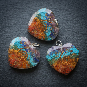 Pendentif en cristal de Rozrin en forme de cœur sculpté pour le Feng Shui et le Reiki, décoration intérieure et cadeaux de mariage - Product Image 3