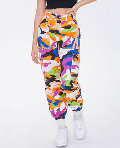 Conjunto de 2 Piezas para Mujer, Sudadera Corta Ajustada y Pantalones Jogger, Cintura Elástica, Poliéster/Algodón, Estampado Personalizado, Traje Deportivo de Invierno 2020 - Product Image 4