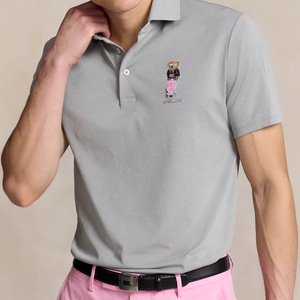 เสื้อโปโลแขนสั้นผู้ชายสไตล์ยุโรปอเมริกันลายหมีพิมพ์สีพื้นสำหรับฤดูร้อน - Product Image 3