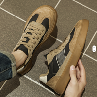 Fabricants de chaussures sur mesure de haute qualité en gros, faible MOQ, personnalisation, chaussures de sport en cuir de luxe tendance