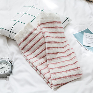 Mld Custom Low Moq Winter Strick Strick Polyester Baby Feder Garn Bademantel Nachtwäsche Roben Pyjama Jogger Damen Erwachsene - Product Image 3