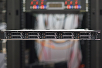 Serveur Rack 1U Barebone PowerEdge R6625 avec 10 baies SAS/SATA 2,5 pouces, 24 emplacements DDR5, 2 processeurs AMD EPYC 4e génération série 9004 - En stock