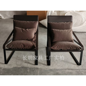 Sillón de Cuero Italiano Minimalista, Sillón Moderno con Estructura de Hierro Sólido y Relleno de Plumón para Sala de Estar - Product Image 4