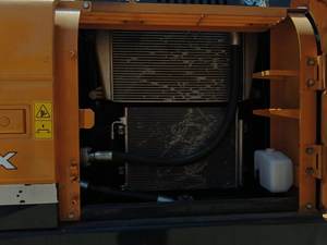 Excavadora Hyundai 305LC-9T Usada con Motor, Capacidad de Cucharón de 1.5m, Peso Operativo de 30.5 Toneladas, Año del Modelo 2016, Precio Económico en Oferta - Product Image 6