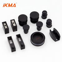 Accessoires de porte coulissante en verre sans cadre pour salle de bain en acier inoxydable 304 noir mat fabriqués par IKMA