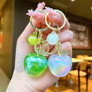 Nouveau Porte-clés Pomme en Acrylique Créatif et Artistique 2026, Pendentif de Sac Exquis et Tendance pour les Trajets Quotidien - Product Image 3