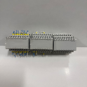 Lot of <strong>3</strong> Parts TXM1<strong>.</strong>8X Universal I/O Module - Product Image 1