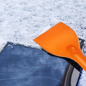 Plastic Ice Scraper 22.8x10.8cm Car Snow Removal Tool For Vehicle De Icing - Product Image 1