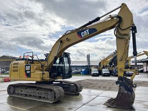 Excavatrice sur chenilles Cat 323FL d'occasion en parfait état, en vente à Shanghai - Product Image 6