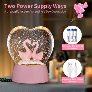 Vente directe d'usine décoration de cygne sculptée à la main 5 chansons peuvent être jouées régulièrement boîte à musique en verre avec veilleuse LED - Product Image 3