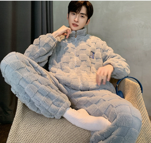 Automne et hiver nouveaux pyjamas pour hommes flanelle maison vêtements ensemble hiver <span class=keywords><strong>grand</strong></span> épaissi deux pièces ensemble flanelle pyjamas - Product Image 3