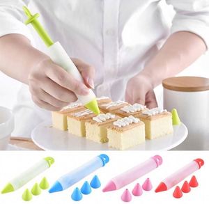 Cake Decorating Pens Kit Silicone Food Writing Pen with 4 Patterns of Tips Cookie Pastry Decorating Pens - Product Image 2