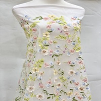 Tissu en dentelle brodée de perles et de sequins imprimé au laser pour robes de mariée de luxe, vêtements et accessoires pour enfants