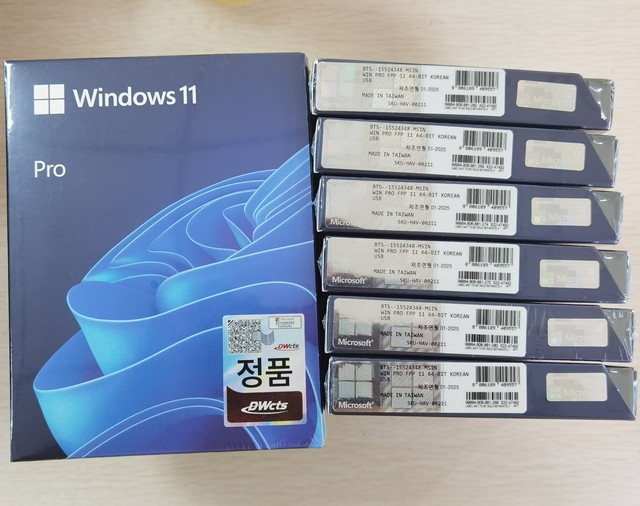 Windows 11 Professional Korean FPP USB Retail Box with 100% Online Activation Retail Key 12-Month Warranty