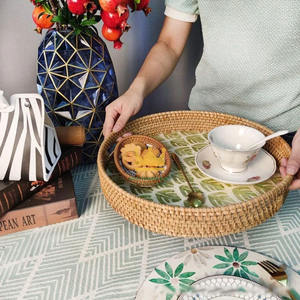 Vente flash - Plateau de service alimentaire portable en rotin naturel écologique, décoratif, fait à la main avec des coquillages, en provenance du Vietnam - Product Image 6