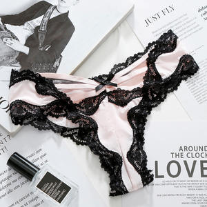 Braguitas de seda helada para mujer, con encaje, sexy, con corte cruzado y aberturas, de talle bajo - Product Image 4