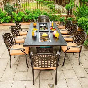 Ensembles extérieurs modernes de meubles de patio avec la table et les chaises rondes de barbecue de fonte d'aluminium de foyer