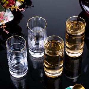 Set di 4 Bicchieri Highball da 13 Once con Motivo a Righe Sottili, Forma Cilindrica, per Acqua, Bevande, Succhi, Vino, Birra e Cocktail - Product Image 5
