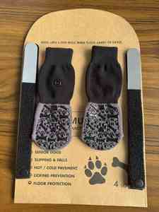 Chaussures antidérapantes pour chien avec sangles réfléchissantes, chaussettes et protections pour pattes de chien, protections pour pattes pour sols en bois dur - Product Image 6