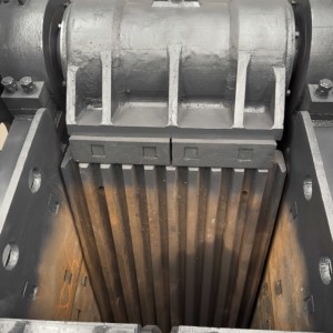 Máy Nghiền Hàm Di Động Chi Phí Thấp Pe Loại Cứng Đá Vàng Đá Máy Nghiền Với Động Cơ Thành Phần Thiết Yếu Cho Máy Móc Khai Thác Mỏ - Product Image 6