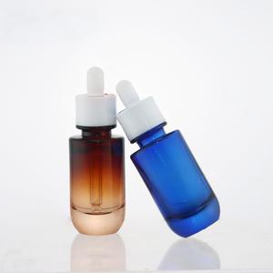 พร้อมส่ง ขวดเซรั่มแก้วทรงเหลี่ยมแบนแบบ Olay ขนาด 30 มล. ฐานหนา คอขวดยาว พร้อมหัวหยด พิมพ์ลายสกรีน ขายดีสำหรับเครื่องสำอาง - Product Image 4