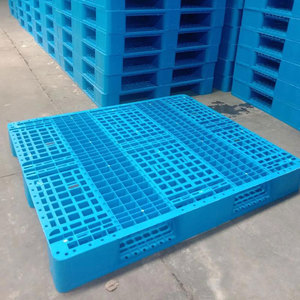 พาเลทพลาสติกแบบเป่าขึ้นรูปขนาดใหญ่พิเศษ 1400x1300 มม. สำหรับบรรจุภัณฑ์และขนส่งชิ้นส่วนอุปกรณ์พลังงานลมขนาดใหญ่ - Product Image 1