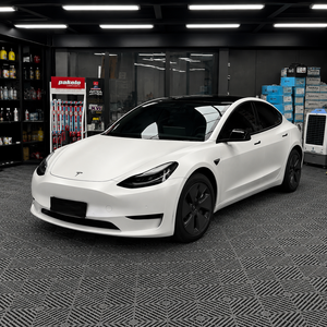 Rollo de Vinilo para Automóviles, Color Blanco Cerámico, PET de Alto Brillo, Autoregenerable, Antiarañazos, 7.5mil, Rollo de Película para Cambio de Color Automotriz de Carrocería Completa - Product Image 1