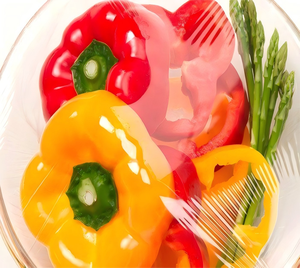 Atacado 300M 400M 500M Pvc <span class=keywords><strong>Cling</strong></span> Film Food Fresh Plastic Wrap para embalagem de frutas Legumes - Product Image 5