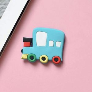Cadeau promotionnel, prix de gros personnalisé, aimant de réfrigérateur en PVC, aimant de réfrigérateur en résine 3D personnalisé en forme de voiture - Product Image 3