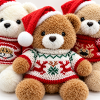 Ours en peluche de Noël fait main personnalisé avec un chapeau de Père Noël et un pull tricoté pour la décoration de la maison pendant les fêtes
