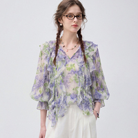 Chemise à fleurs vertes et violettes VEGA CHANG pour femmes avec bordure à volants, col en V et manches bouffantes, haut décontracté en mousseline de soie