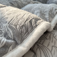 Parure de lit tendance 2026 en velours de lait jacquard 3D sculpté, écologique, haut de gamme, esthétique, respirante et chaude pour l'hiver