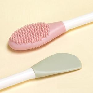 Brosse faciale en silicone 2-en-1 avec impression UV, applicateur de masque doux, spatule de maquillage réutilisable pour un nettoyage en profondeur des soins de la peau - Product Image 5