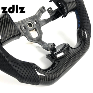 Volant de direction personnalisé en cuir perforé et fibre de carbone pour <span class=keywords><strong>Chevrolet</strong></span> Corvette C6 ZR1 <span class=keywords><strong>ZL1</strong></span> 2004 2005 2006 2007 - Product Image 5