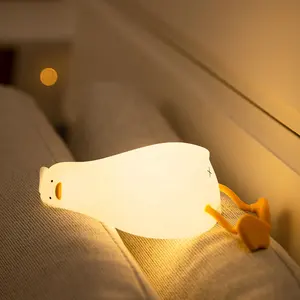 EGOGO Cute Duck Night Lights Led USB Rechargeable Cartoon Soft Silicone Lamp Patting Switch Children Kid Gift Bedroom Decoration