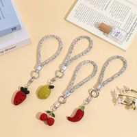 Nieuwe groothandel fruitthema sleutelhangers ananas kers aardbei hangers auto rugzak telefoon tas hangende bedels