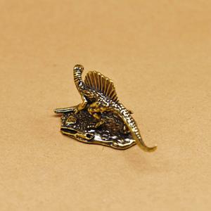 Antiker Jurassic Spinosaurus Messing-Ornament - Ein Personalisiertes und Lustiges Geschenk aus Vintage-Bronze-Handwerk - Product Image 4