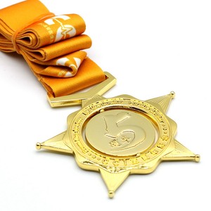 Globos <span class=keywords><strong>de</strong></span> aluminio personalizados con forma <span class=keywords><strong>de</strong></span> medalla del ejército, placa con logotipo personalizado - Product Image 5