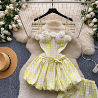 Ensemble deux pièces d'été pour femme : débardeur à fleurs 3D en gingham et short à taille nouée et ourlet bouffant