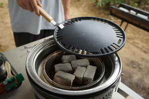Vente directe d'usine MCD <span class=keywords><strong>table</strong></span> japonaise ronde portable d'intérieur barbecue kamado en céramique - Product Image 4