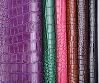 Tissu en cuir synthétique peau de crocodile de haute qualité à la mode pour sacs, sacs, sacs à main, rembourrage