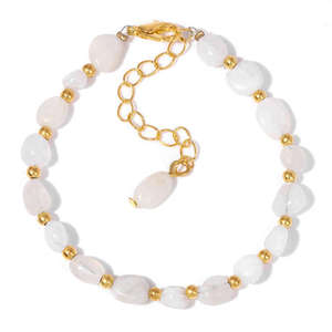 Bracciale alla Moda con Pietre Naturali Irregolari per Donna, Gioiello Ispirato con Cristallo di Fragola Intrecciato e Regolabile - Product Image 3