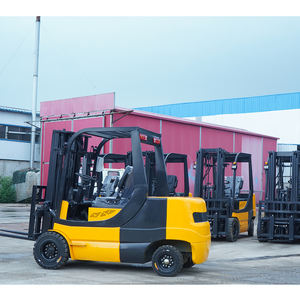 Piccolo Carrello Elevatore Elettrico a Batteria al Litio, Muletto 4x4 con Certificazione CE, Mini Elevatore con Accessori Idraulici - Product Image 2