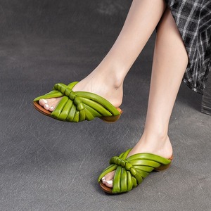 New design personalized flat-bottom breathable outerwear slippers with pointed toes fashionable niche women's <b>shoes</b> - Product Image 3