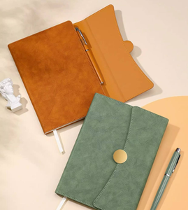 Carnet A5 personnalisable <span class=keywords><strong>en</strong></span> cuir PU, design enveloppe avec incrustation marbrée, boucle ronde et options multicolores - Product Image 4