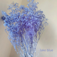 Ge conserveerde Baby's Breath bloemen voor bruiloftdecoratie, 90-100 gram, voor huishoudelijke arrangementen en handwerk.